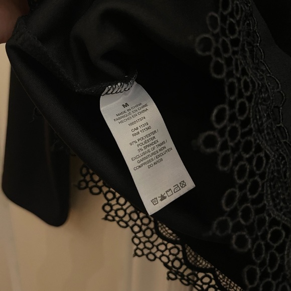 Dynamite BLACK long sleeve size M fits XS ✨ - Picture 4 of 7